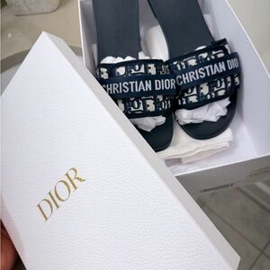 New with box and dust bag Christian Dior slides